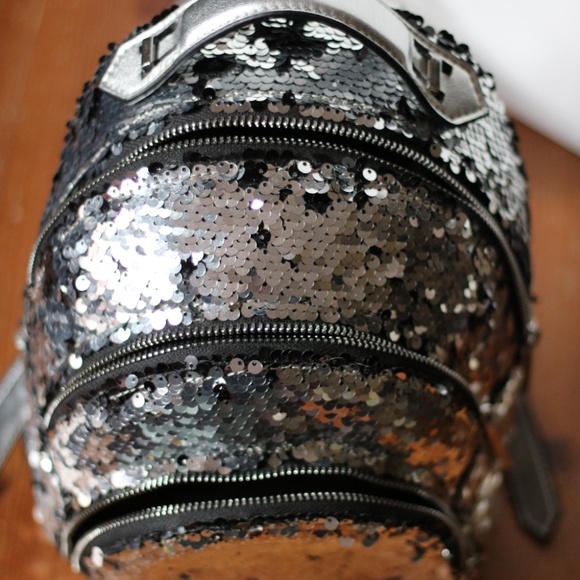 Kendall & Kylie Sequin Mini Backpack - Picture 4 of 12